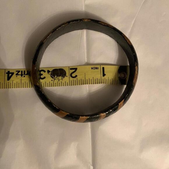 🍁2 wooden cuff bracelets - Picture 5 of 11